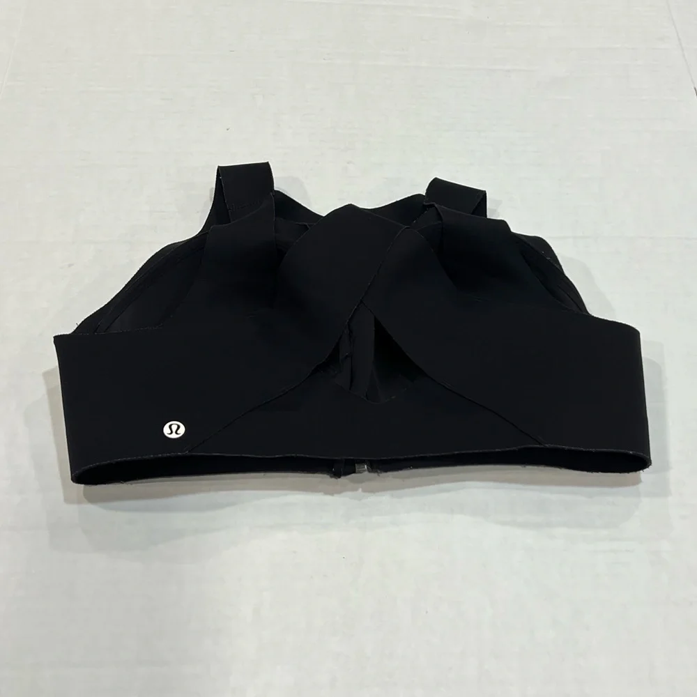 lululemon athletica Black Front-Zip Sports Bra